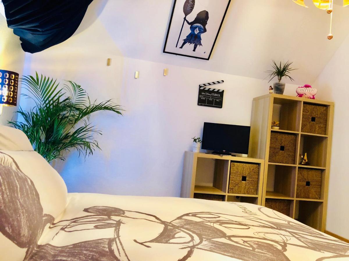 מאני-לה-הונגרה Chambres D'Hotes A Themes A 2,4Km Du Parc מראה חיצוני תמונה
